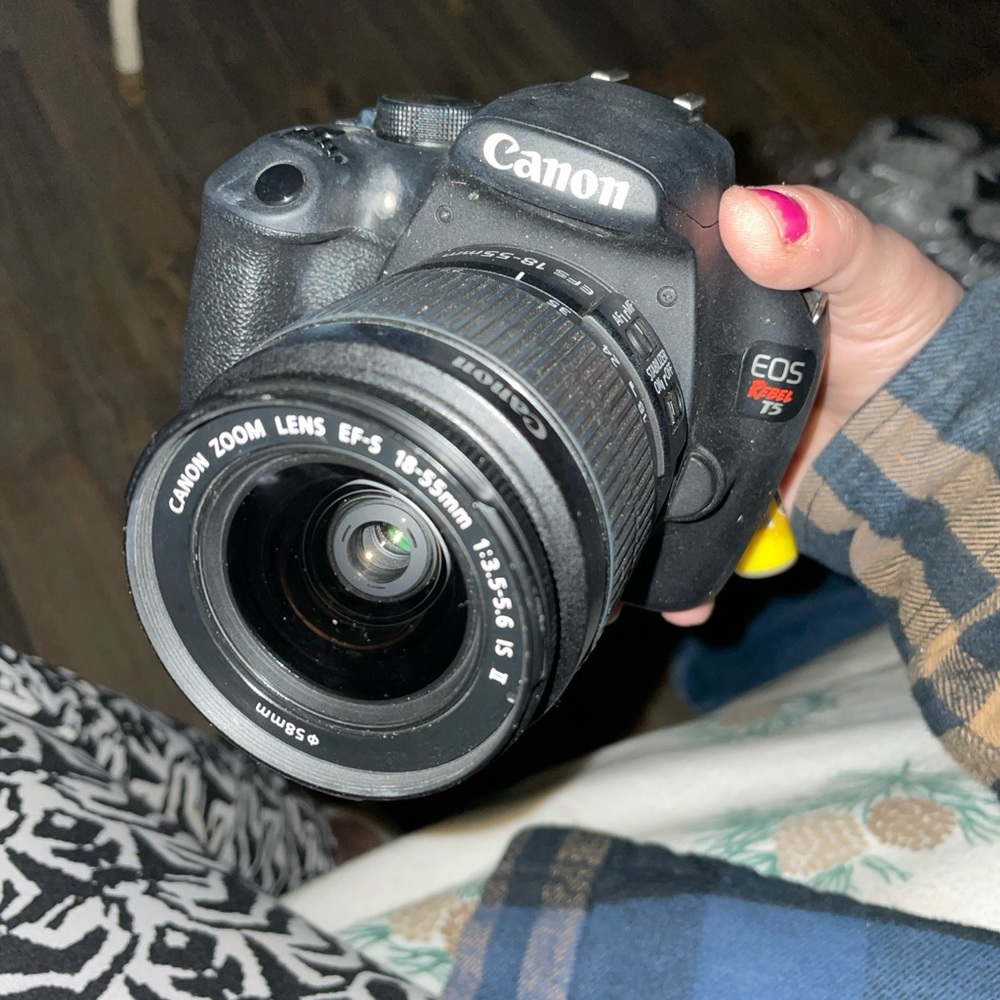 Canon rebel 6 with lens